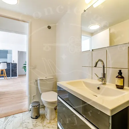 Haute - T2 Cosy Avec Clim & Balcon